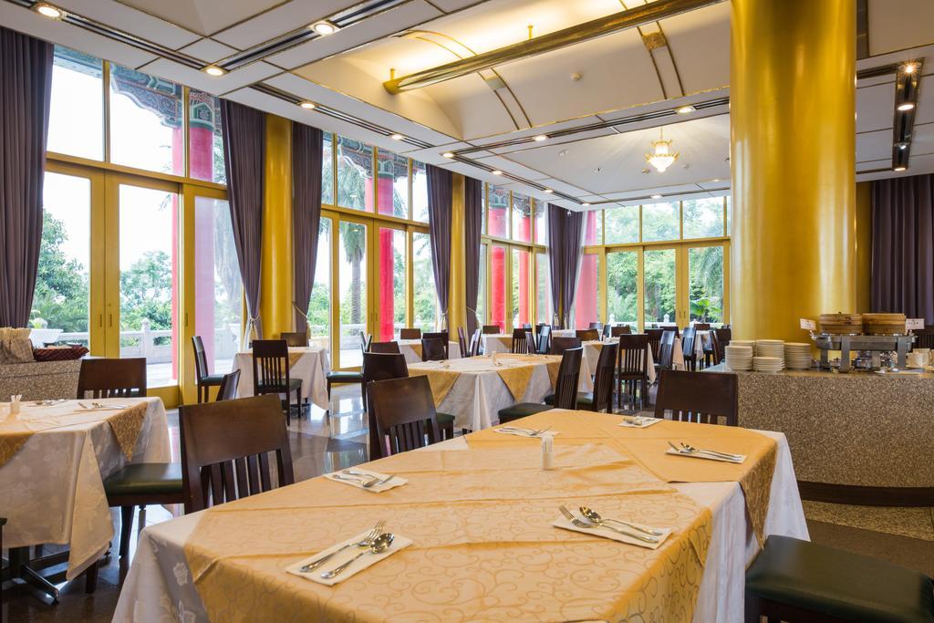 The Grand Hotel Kaohsiung Dış mekan fotoğraf