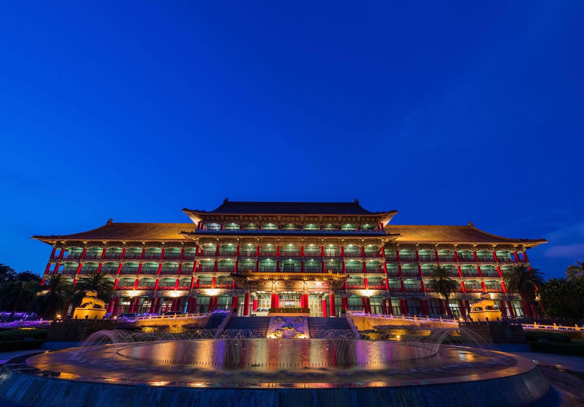The Grand Hotel Kaohsiung Dış mekan fotoğraf