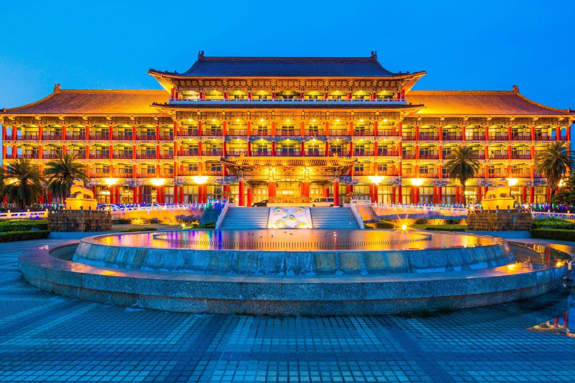 The Grand Hotel Kaohsiung Dış mekan fotoğraf